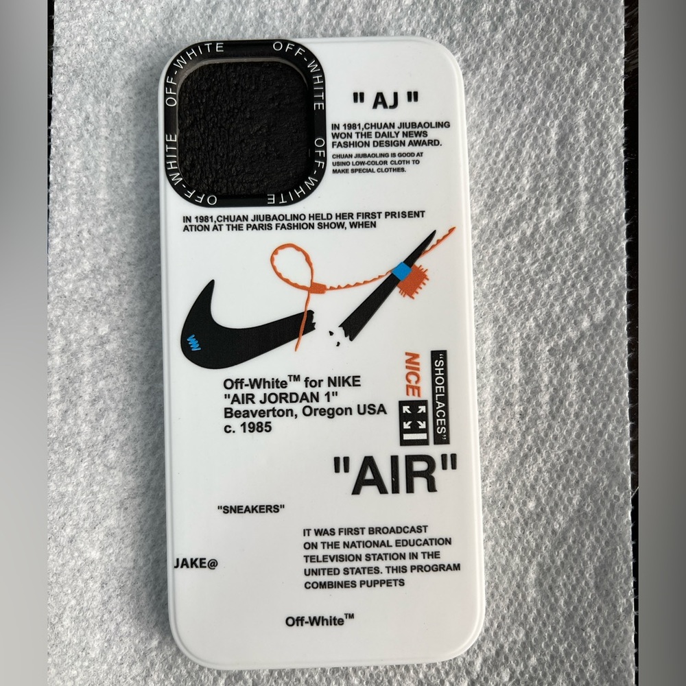 Iphone 12 pro max case (White) 💡 - Picture 2 of 4